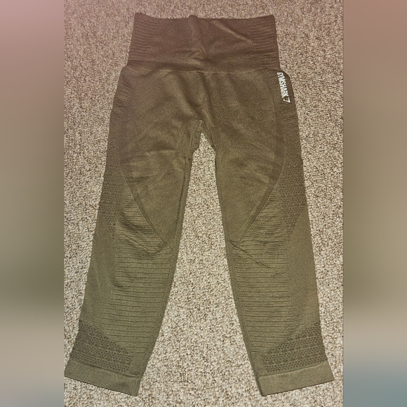 Gymshark shorts and capri size xs - Picture 4 of 4